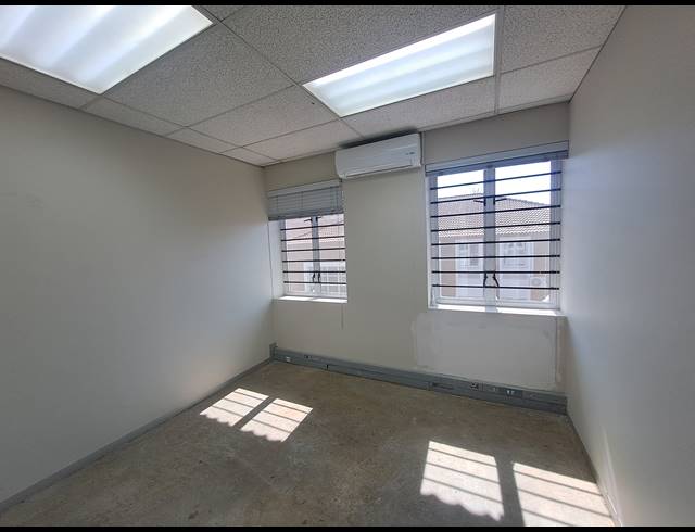 218M² OFFICE TO LET IN CRAIGHALL